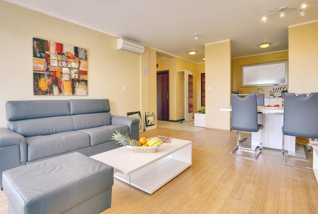 Apartments Vea Pula