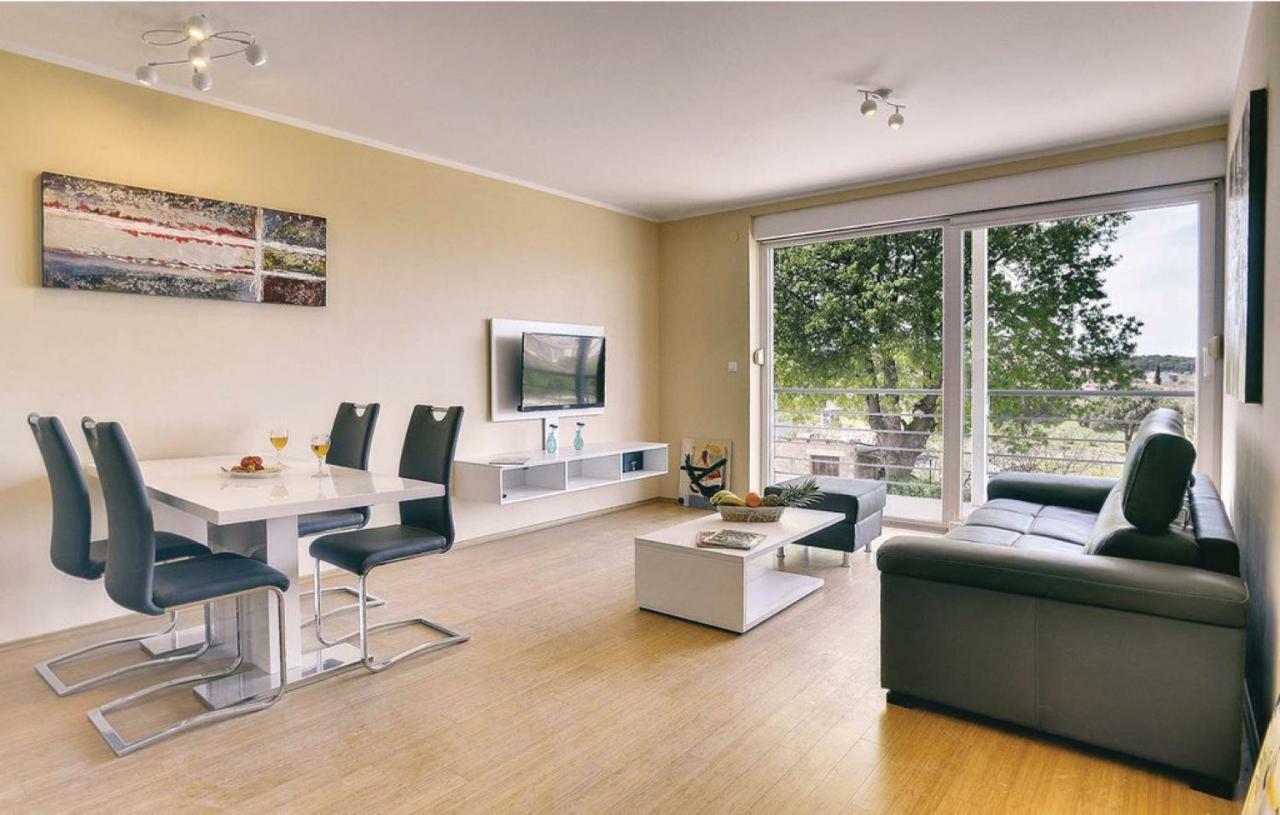 Apartments Vea Apartment *